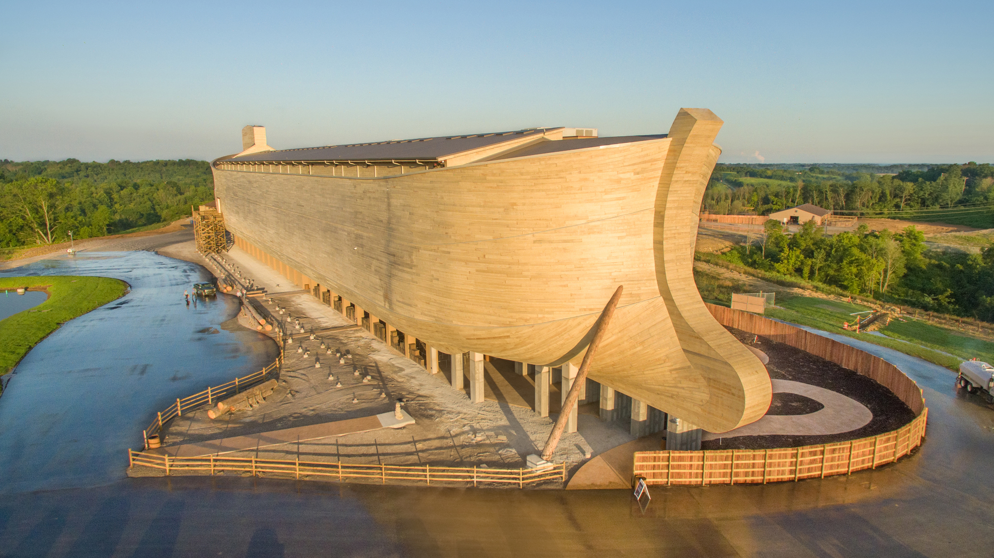 Calvary Chapel New Harvest Ark Encounter, Creation Museum Tour - Image 2